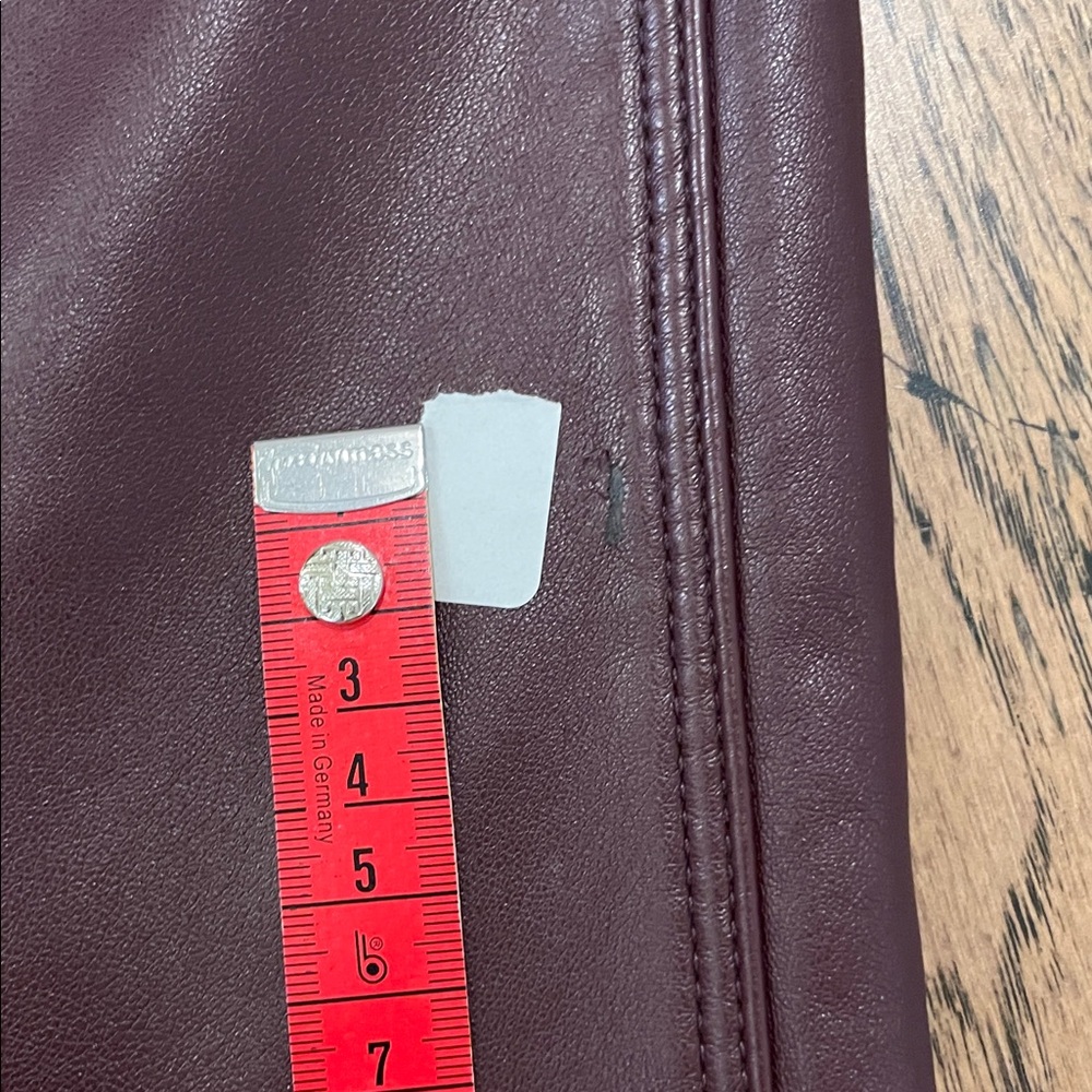 GOOD AMERICAN Red Faux Leather Pants, 10/30 - Picture 6 of 11